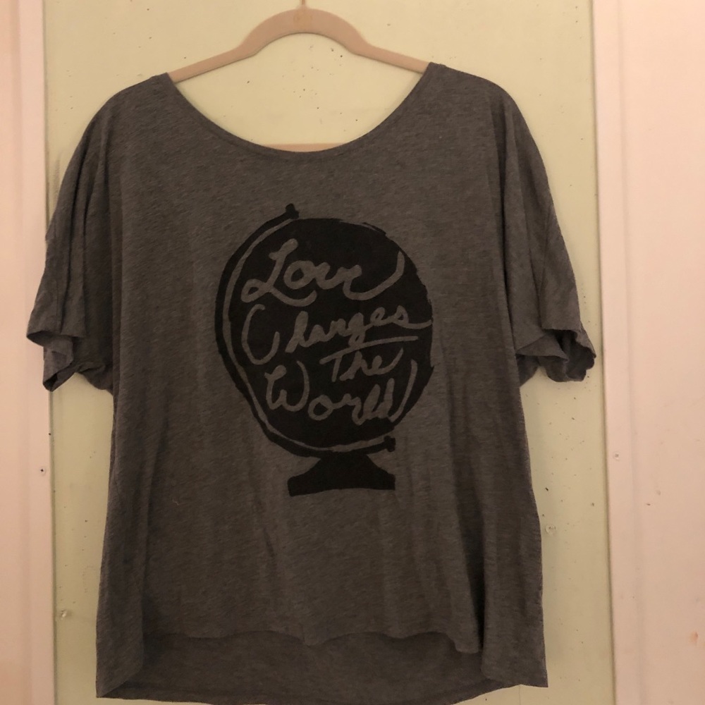 Graphic tee
